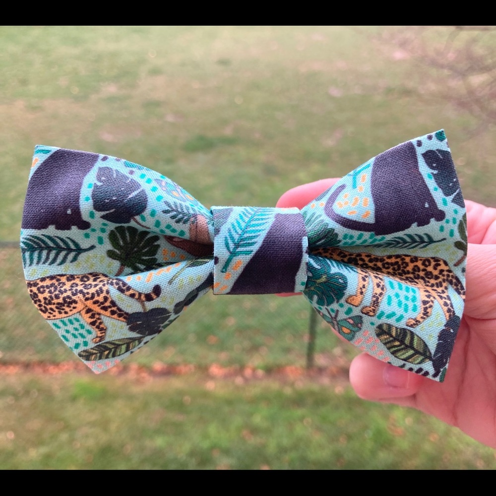 Wild Cats | Jungle Dog Bow Tie